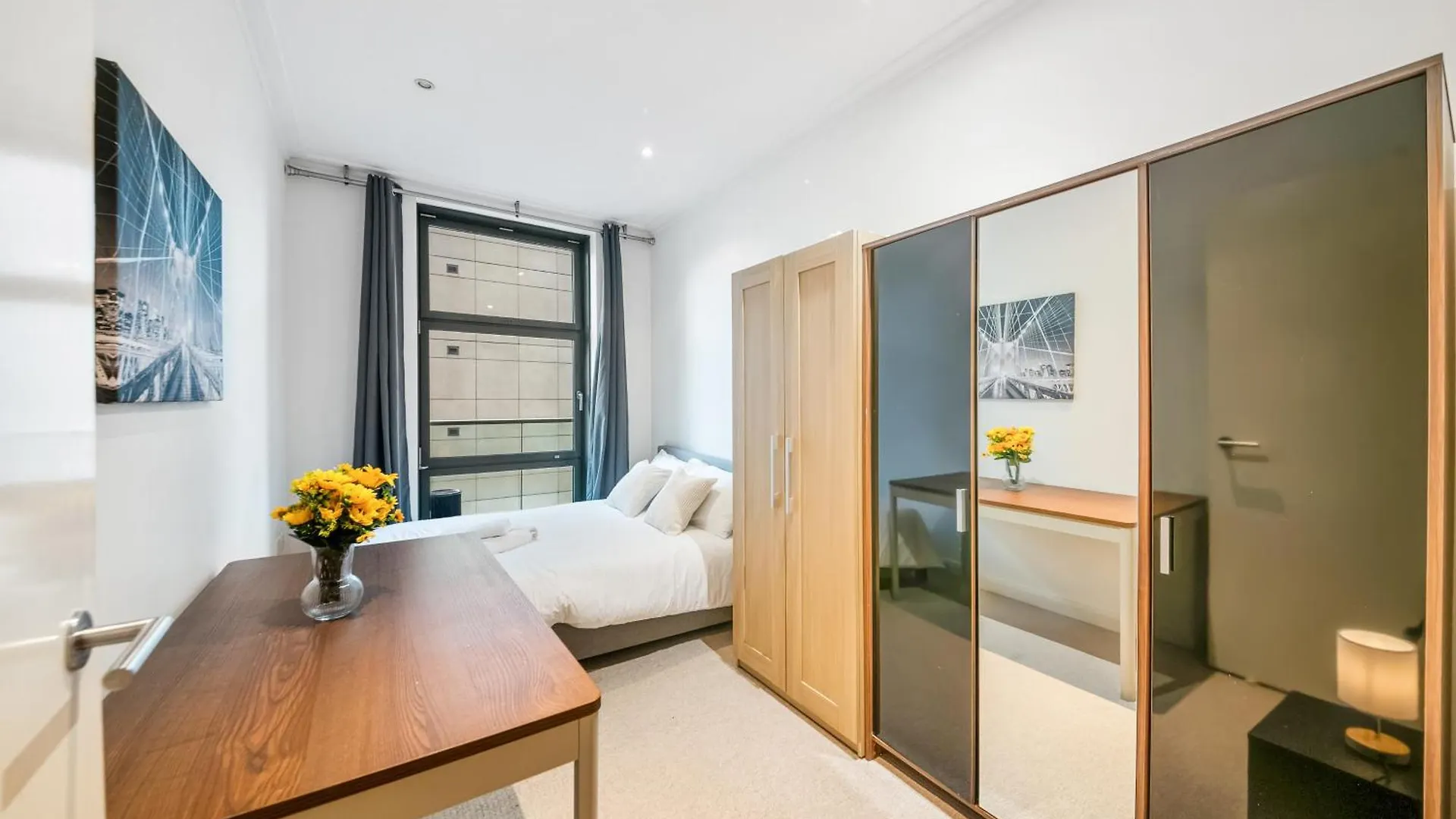 Apartment Londwell, Canary Wharf River Thames Balcony Suite London United Kingdom